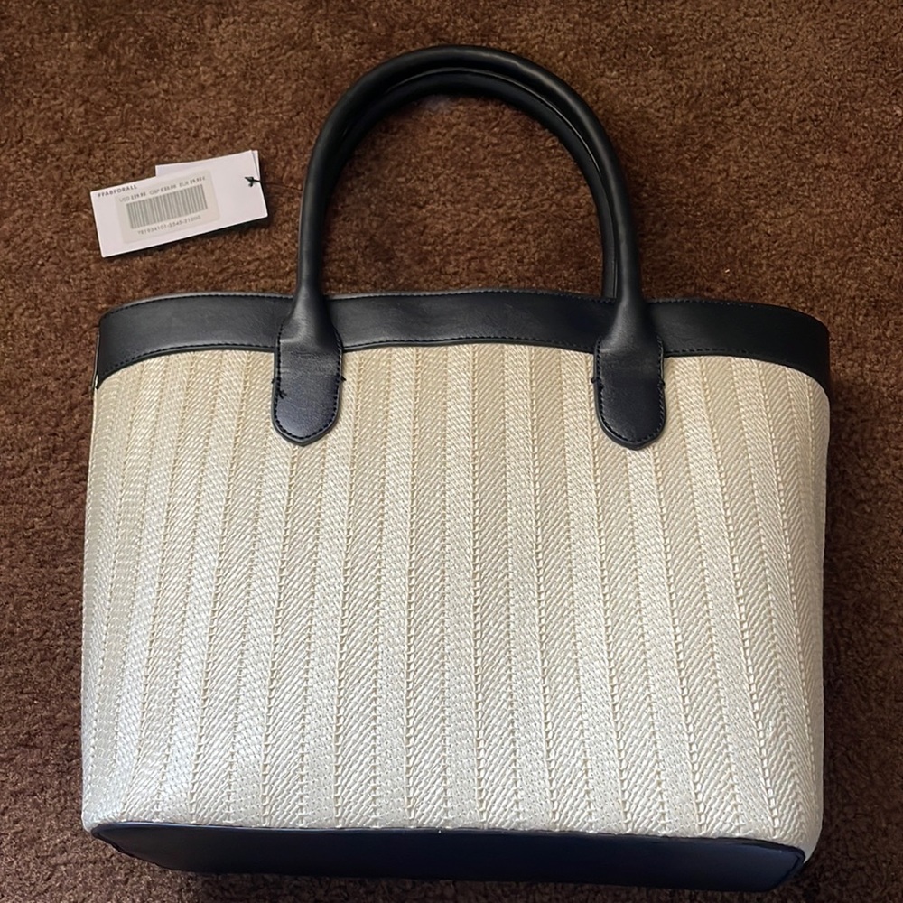 Just Fab straw tote bag